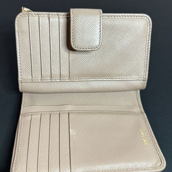 💯Authentic Prada Short Wallet🍀 - Picture 3 of 17